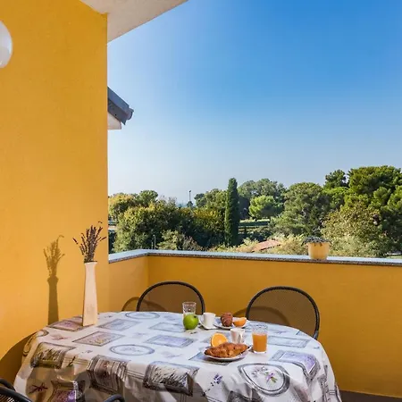 Apartments David By The Sea Fazana Exterior photo