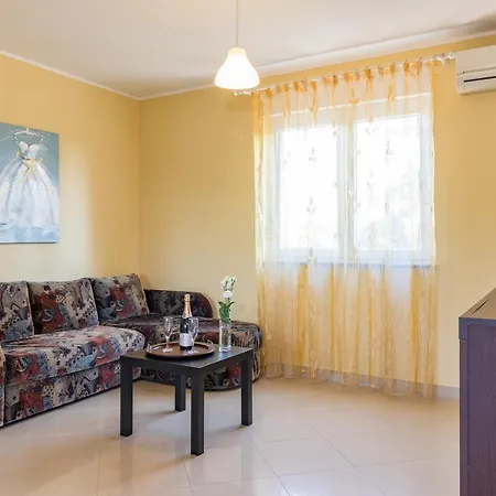 Apartments David By The Sea Fazana Exterior photo