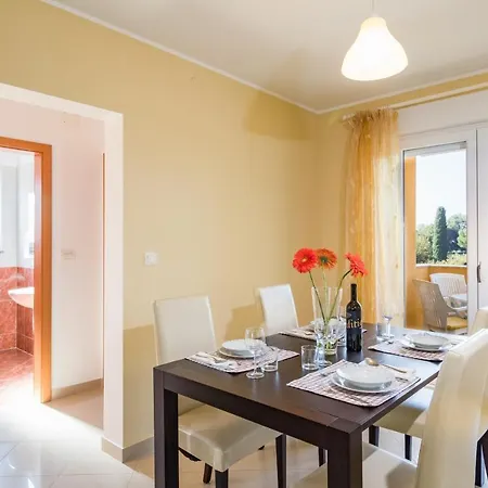 Apartments David By The Sea Fazana Exterior photo